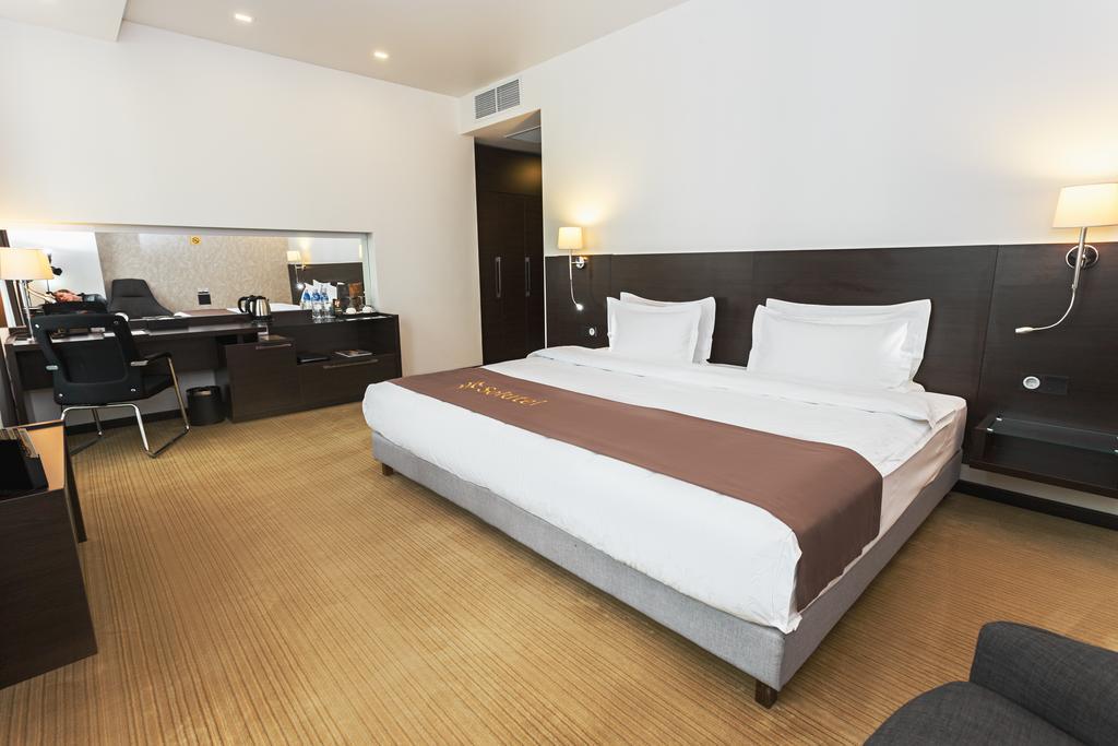 Solutel Hotel Biškek Exteriér fotografie