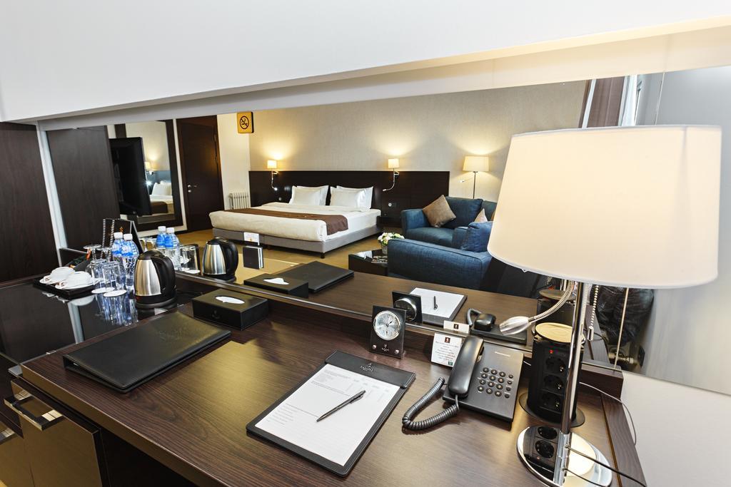 Solutel Hotel Biškek Exteriér fotografie